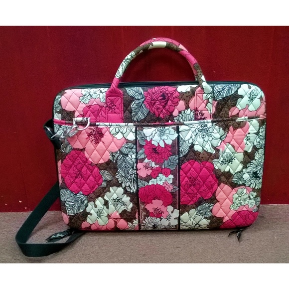 Vera Bradley Handbags - NWOT Vera Bradley Laptop Organizer